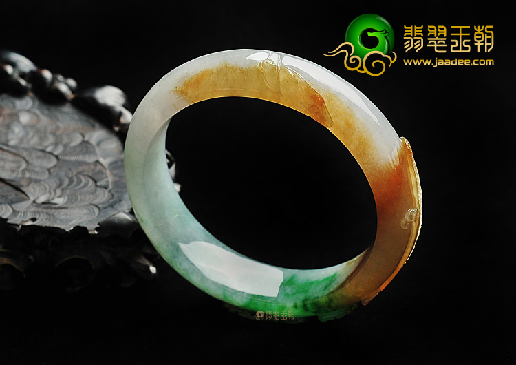 (超值推荐)冰种三彩螭龙雕花手镯(57mm)