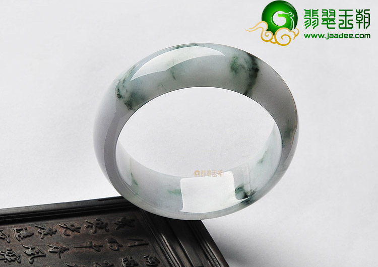 糯冰种淡紫罗兰飘花手镯(55.6mm)