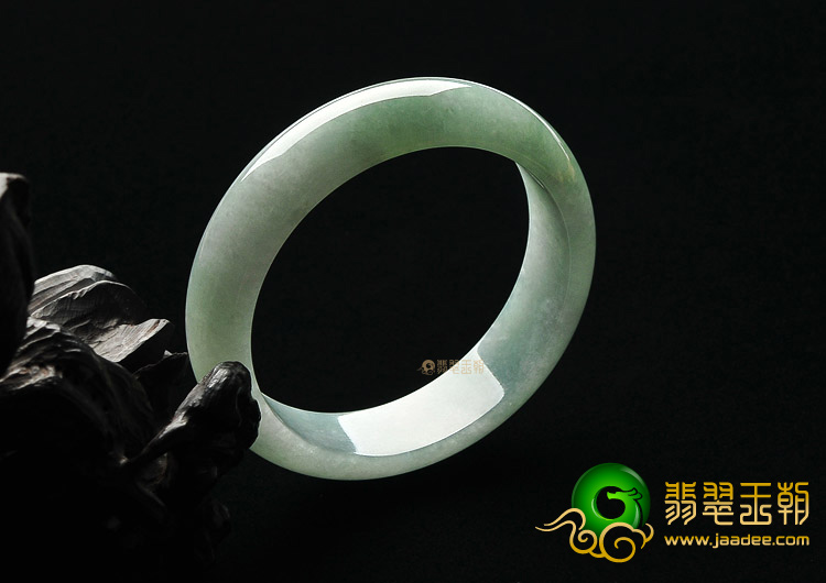 糯冰种晴水手镯(53.7mm)
