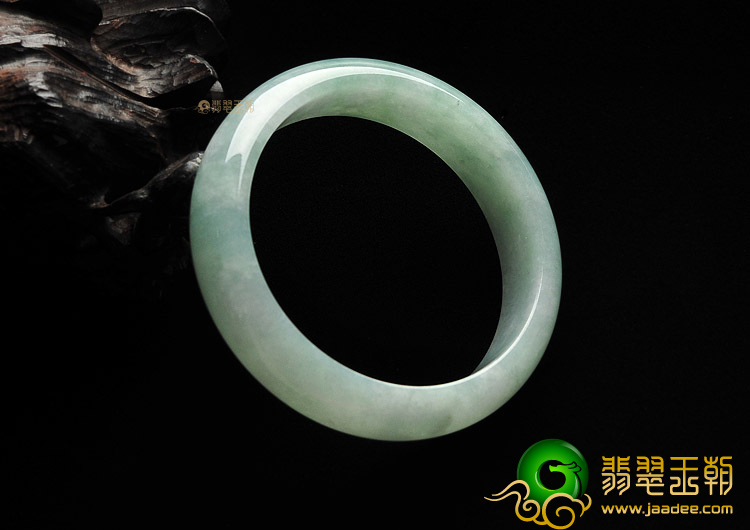 糯冰种晴水手镯(53.7mm)