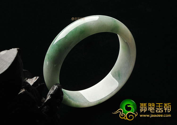 糯冰种飘花手镯(57.8mm)