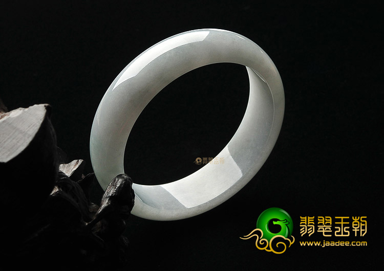 糯冰种晴水手镯(59.6mm)