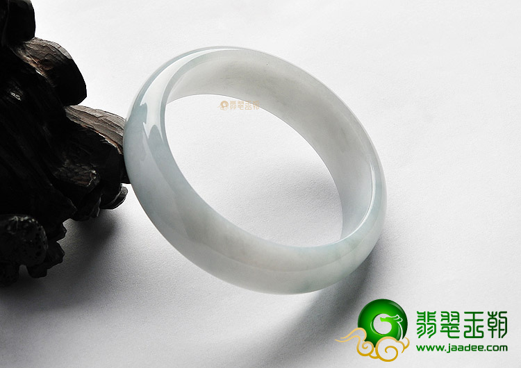 糯冰种晴水手镯(59.6mm)