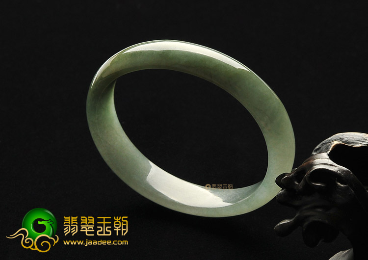 糯冰种晴水贵妃镯（55mm-46mm）