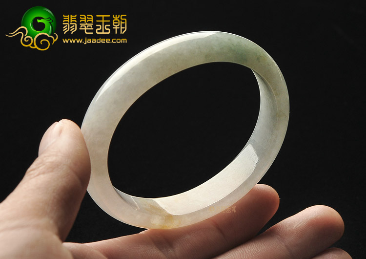 糯冰种晴水贵妃镯（54.8mm-49.1mm）