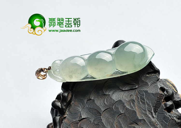 冰种略飘花四季豆挂件