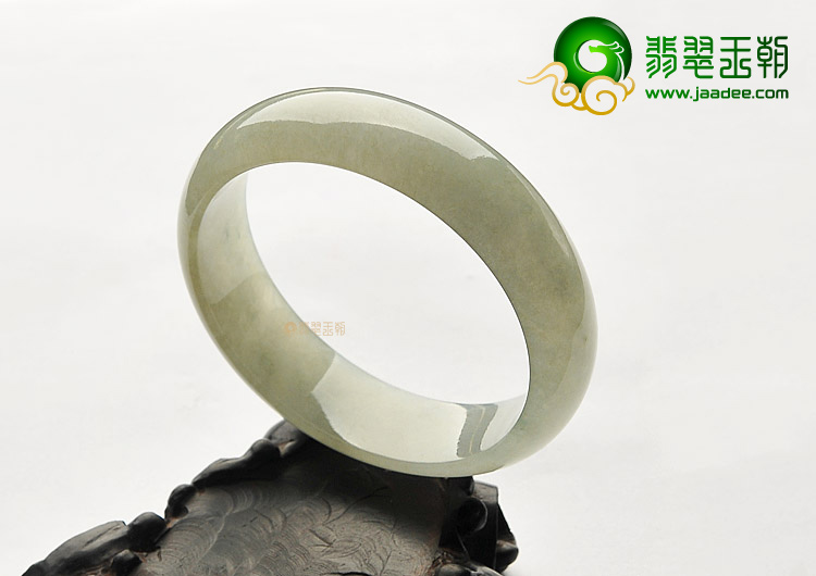 糯冰种晴水手镯（57.8mm）