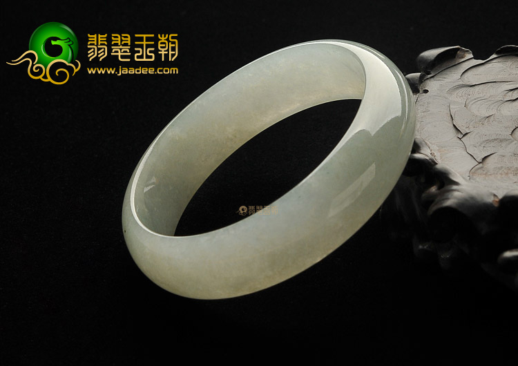 糯冰种晴水手镯（57.8mm）