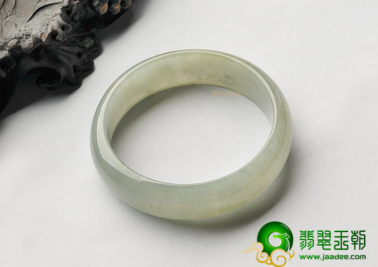 糯冰种晴水手镯（57.8mm）