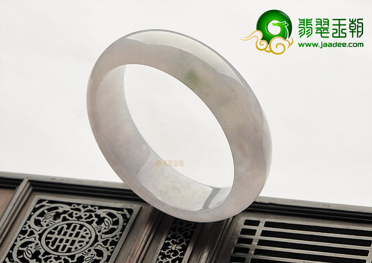 冰种略飘花手镯（57.5mm）
