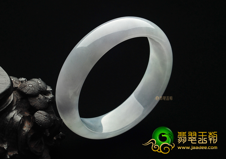 (超值推荐)糯冰种晴水略带紫罗兰手镯（57.8mm）