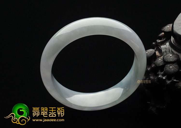 (超值推荐)糯冰种晴水略带紫罗兰手镯（57.8mm）