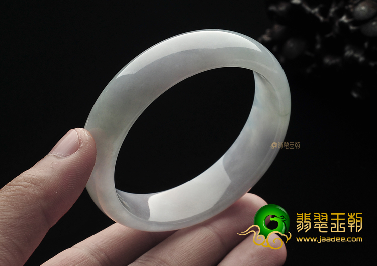 (超值推荐)糯冰种晴水略带紫罗兰手镯（57.8mm）