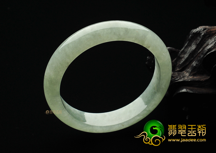糯冰种晴水手镯（57.9mm）