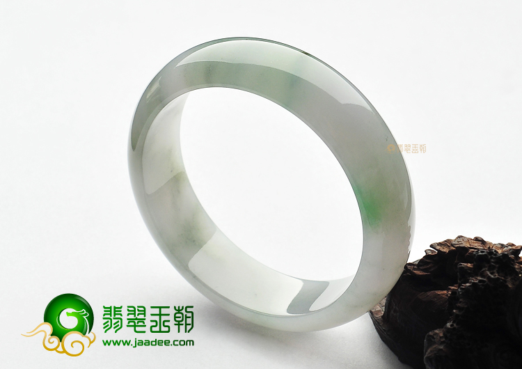 糯冰种淡紫罗兰飘花手镯（58.8mm）