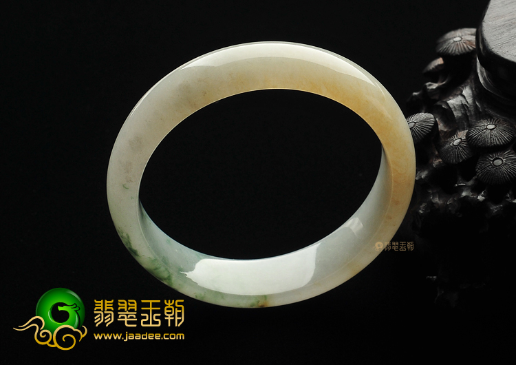 糯冰种黄翡飘花手镯（55mm）