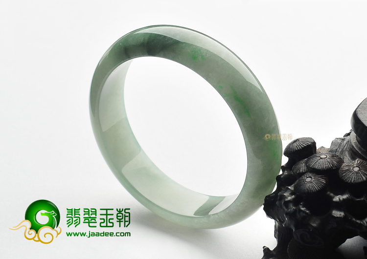 糯冰种飘花手镯（56.5mm）
