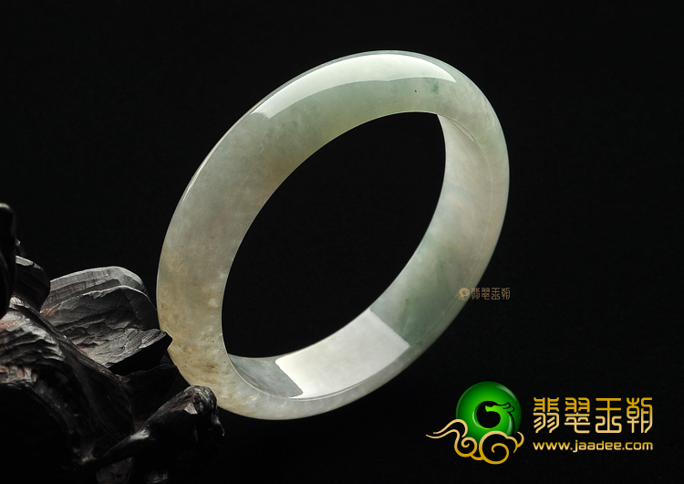 糯冰种晴水手镯（58.3mm）