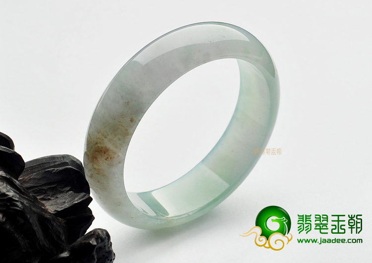 (超值推荐)糯冰种晴水手镯（57.2mm）