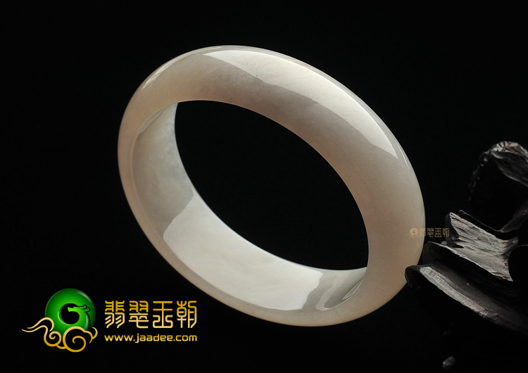 糯冰种淡紫罗兰贵妃镯（57mm-49.4mm）