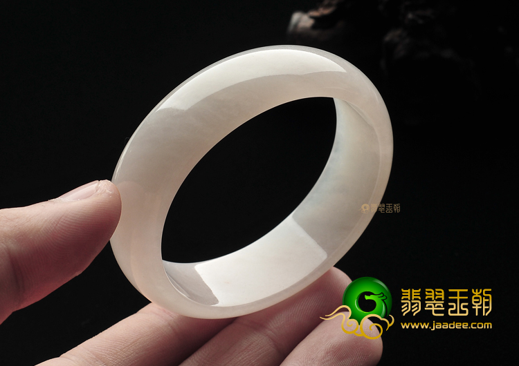 糯冰种淡紫罗兰贵妃镯（52.2mm-48mm）