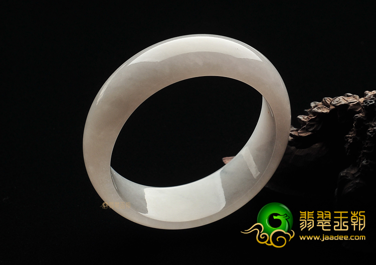 糯冰种淡紫罗兰贵妃镯（52.2mm-48mm）