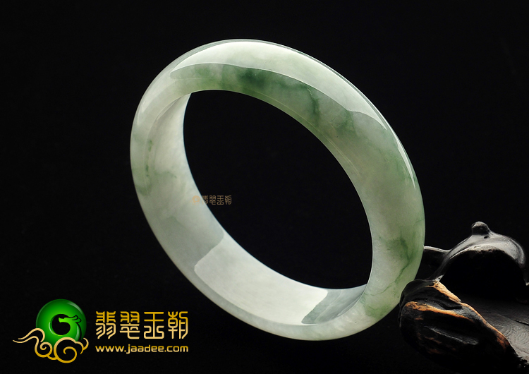 糯冰种飘花手镯（60.8mm）