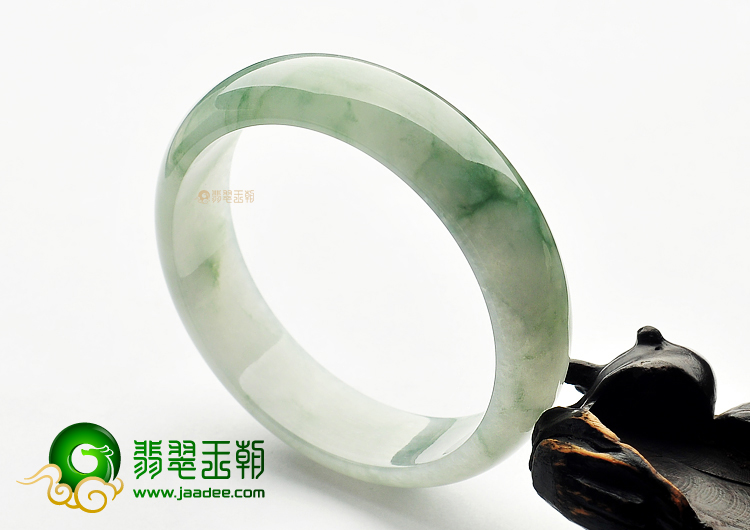 糯冰种飘花手镯（60.8mm）