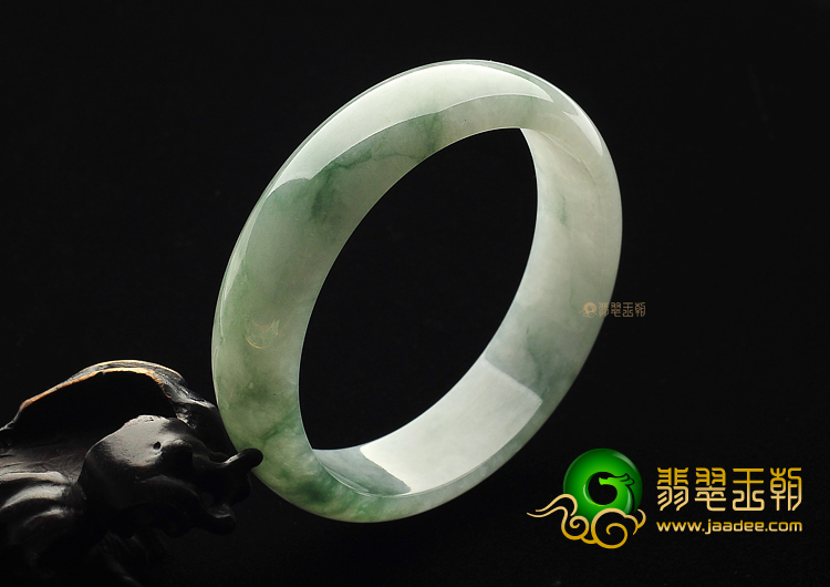 糯冰种飘花手镯（60.8mm）