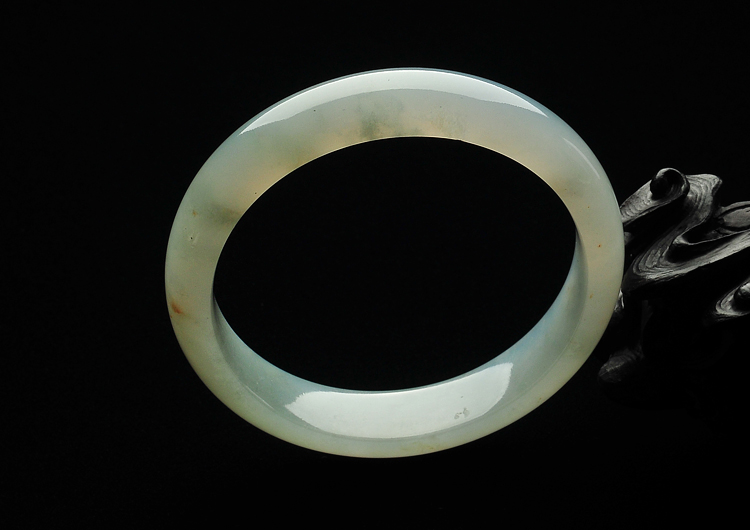 糯冰种晴水略带黄翡手镯（56.2mm）