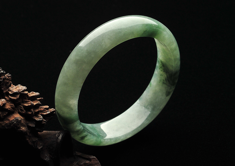 糯冰种飘花手镯（52.5mm）