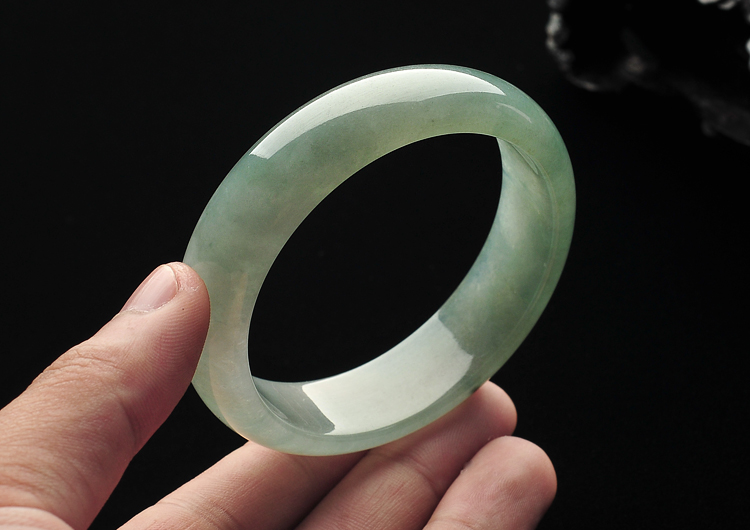 糯冰种飘花手镯（58mm）