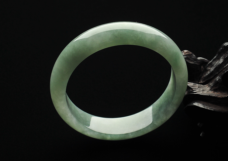 糯冰种晴水手镯（58.2mm）