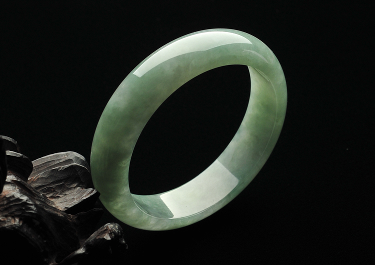 糯冰种晴水手镯（58.2mm）