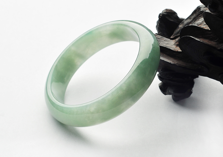 糯冰种晴水手镯（58.2mm）
