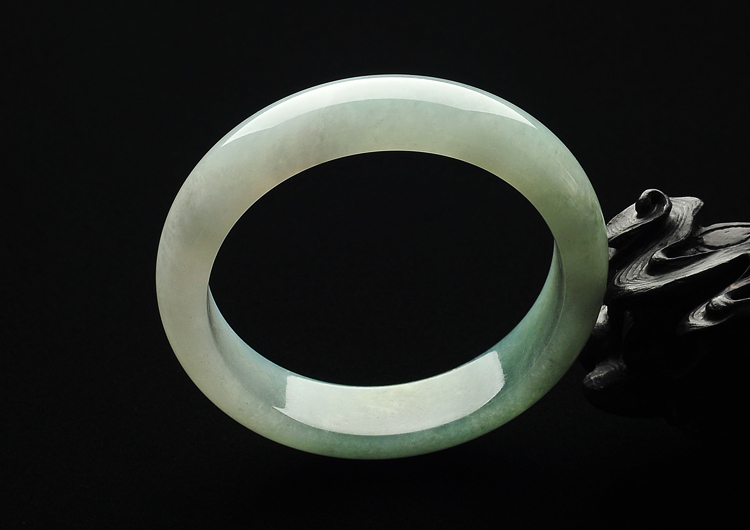 (超值推荐)糯冰种晴水手镯（57.5mm）