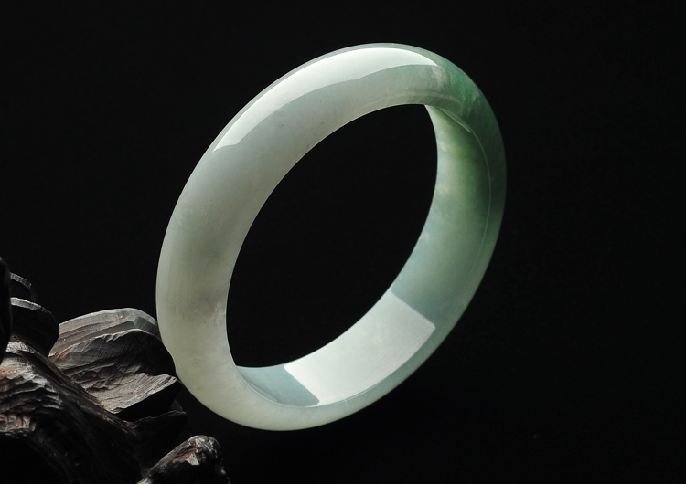 糯冰种晴水手镯（59.8mm）