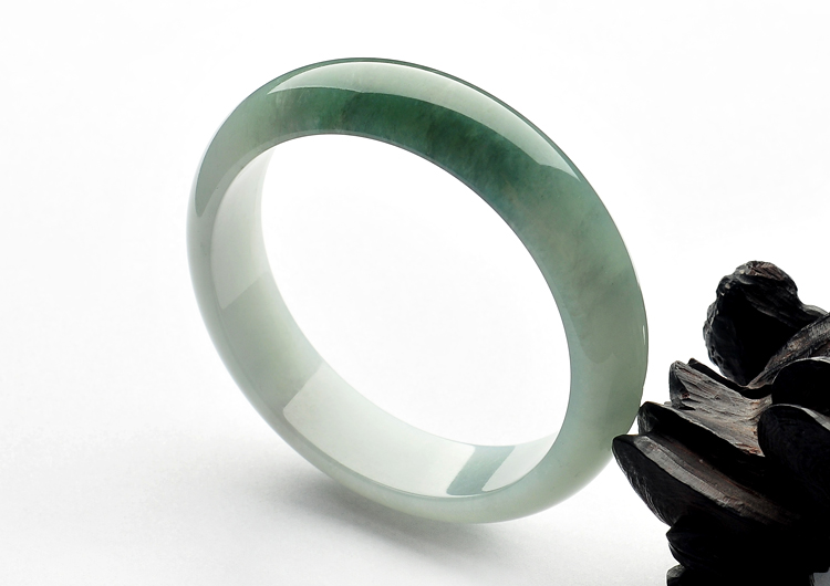 糯冰种晴水手镯（59.8mm）