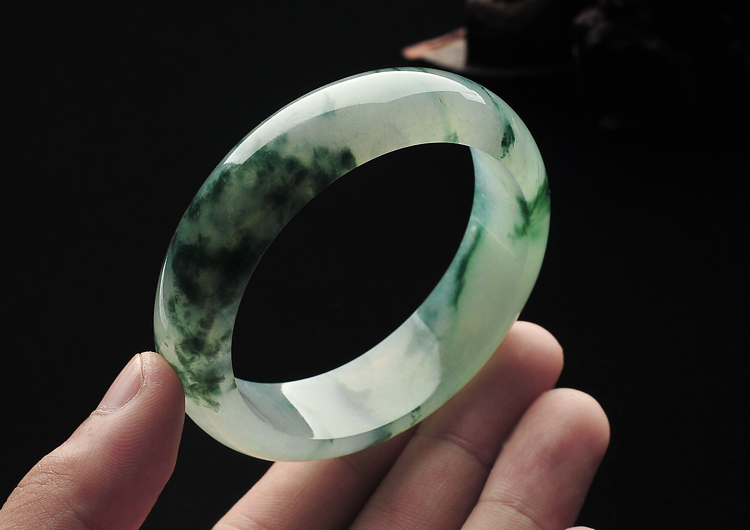 (超值推荐)冰种飘花手镯(55.6mm)
