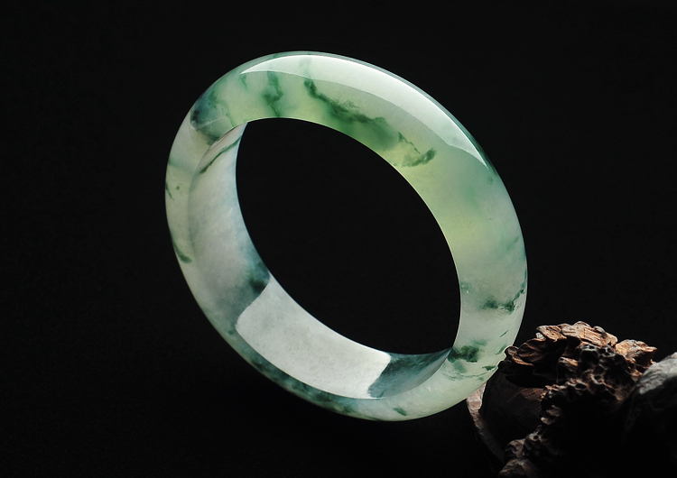 (超值推荐)冰种飘花手镯(55.6mm)