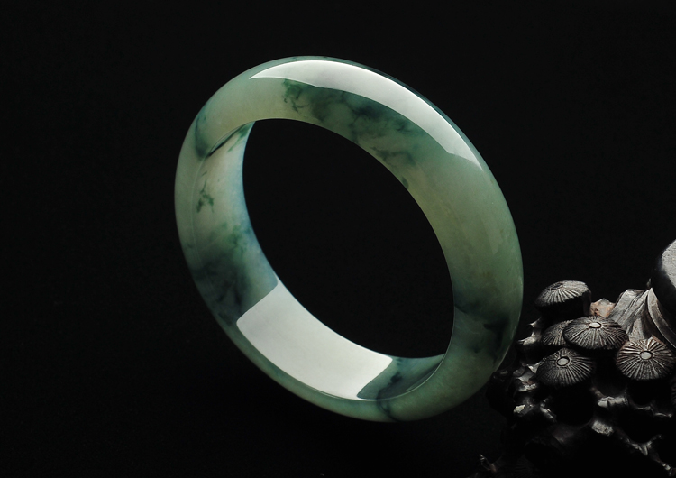 冰种飘花手镯（58.8mm）