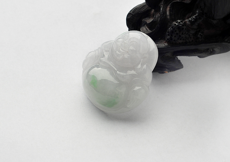 糯冰种飘花玉佛挂件