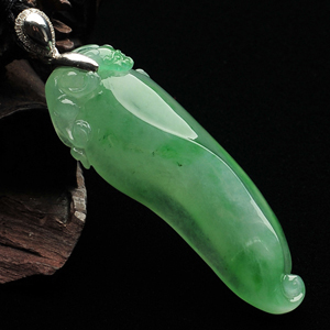 冰种飘翠镶金扣福瓜挂件