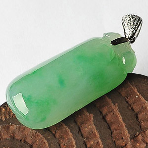 冰种飘翠福瓜挂件