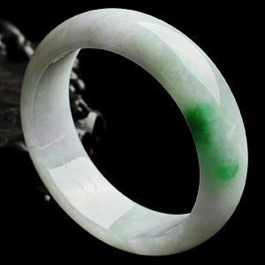 糯冰种淡春带彩手镯(56mm)