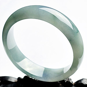 糯冰种飘花略带紫罗兰手镯(61.2mm)