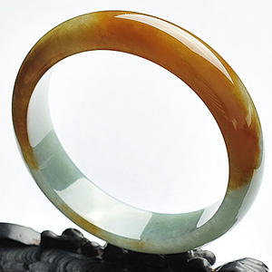 糯冰种晴水略黄翡手镯(56.2mm)