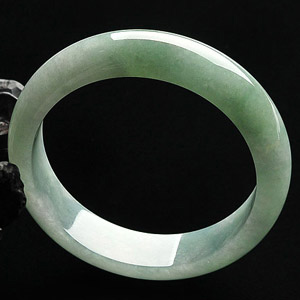 糯冰种晴水手镯(53.7mm)