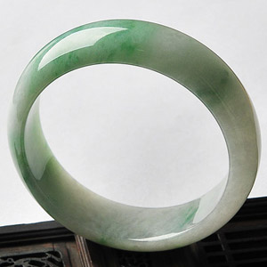 糯冰种飘花手镯(57.8mm)