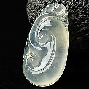 冰种淡黄翡如意挂件